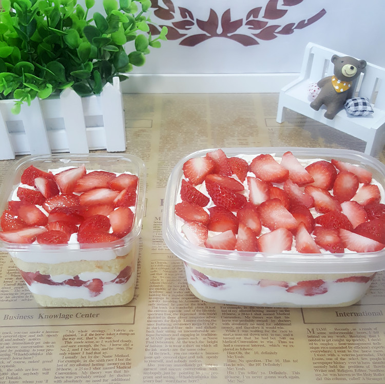 草莓盒子蛋糕步骤6