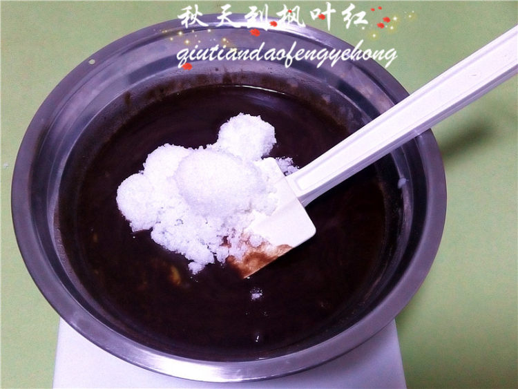 香浓巧克力杯蛋糕步骤3
