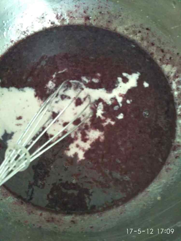 蓝莓果酱杯子蛋糕步骤6