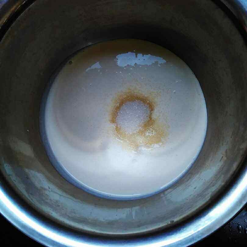 立体熊猫蛋糕步骤3