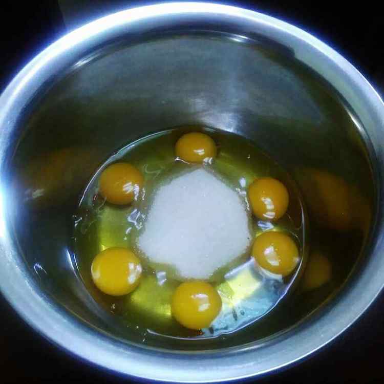 法式海绵蛋糕步骤1