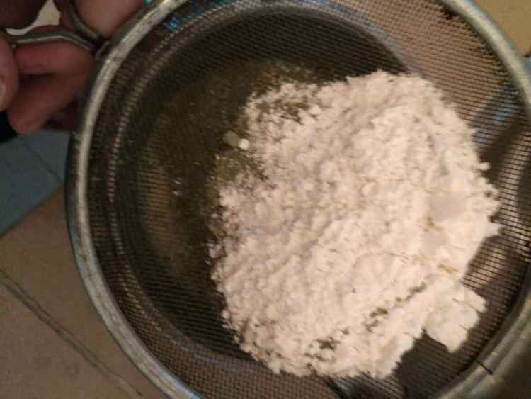 抹茶芒果黄桃蛋糕卷步骤6