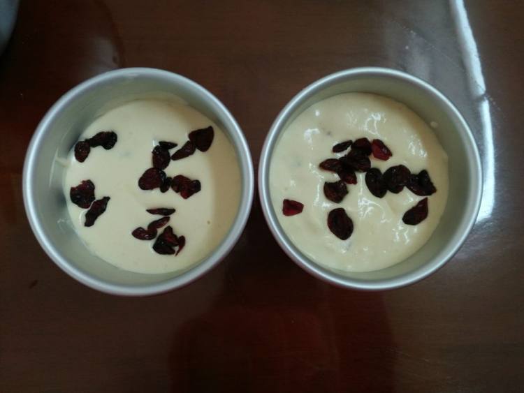 淡奶油蔓越莓戚风步骤7