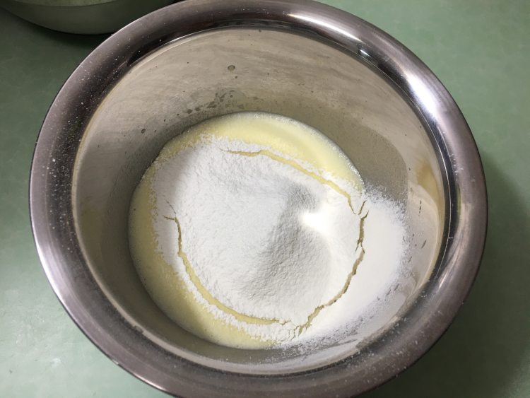 枣泥蛋糕卷步骤3