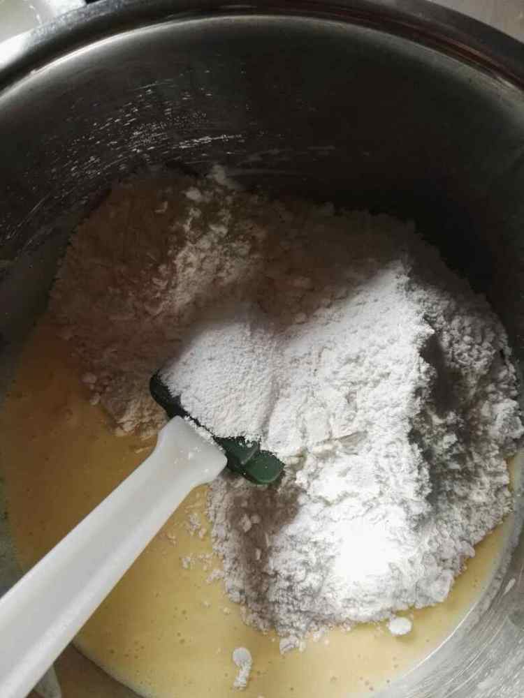 软糯芒果蛋糕步骤5