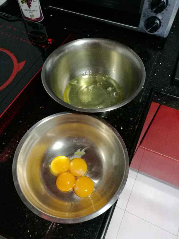 抹茶小四蛋糕卷步骤2