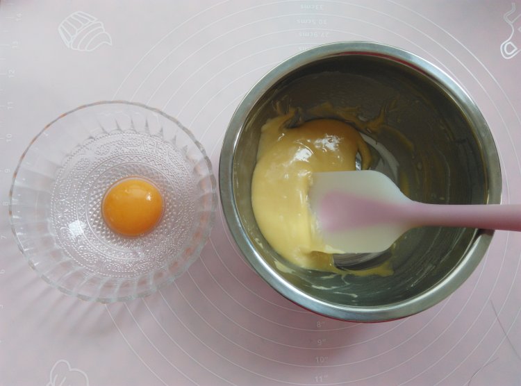 迷你小纸杯戚风蛋糕步骤5