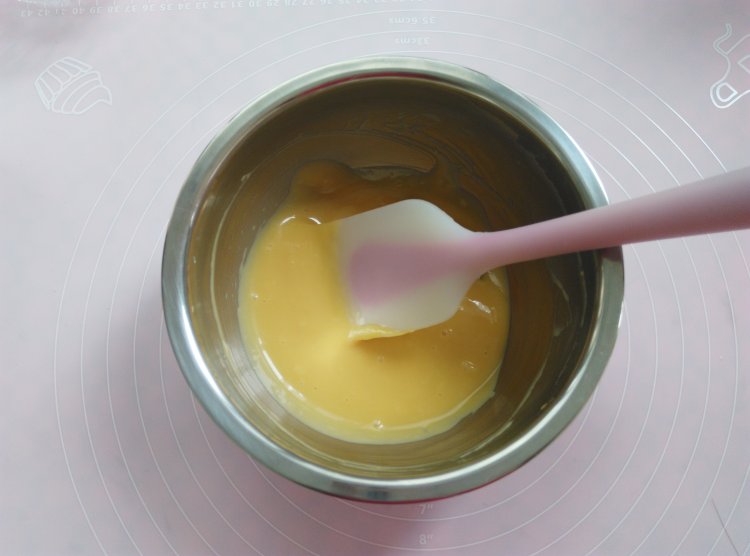 迷你小纸杯戚风蛋糕步骤6