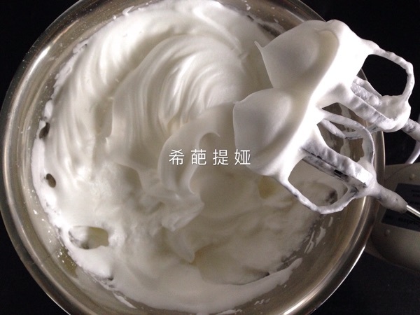 甜菜根蛋糕步骤7