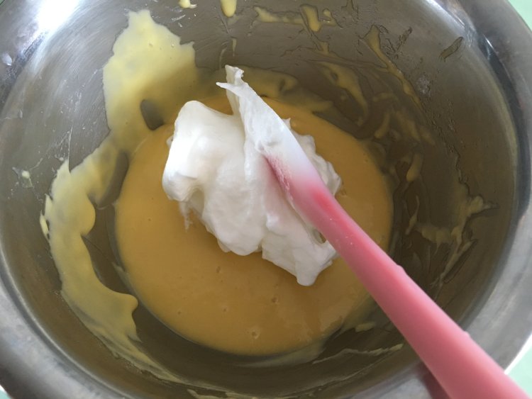 斑马纹戚风蛋糕步骤11