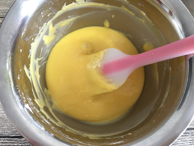 玫瑰花酱戚风蛋糕步骤7