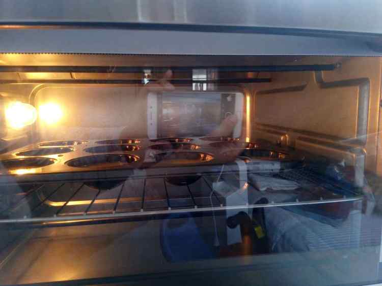 葡萄干鸡蛋糕步骤10