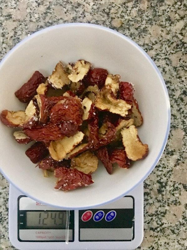 红糖枣糕步骤1