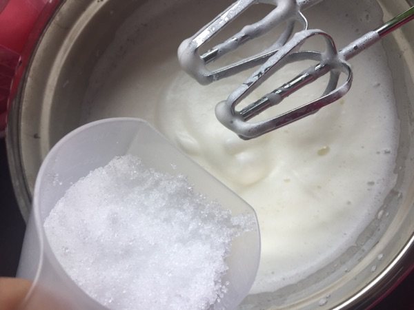心形戚风蛋糕步骤2