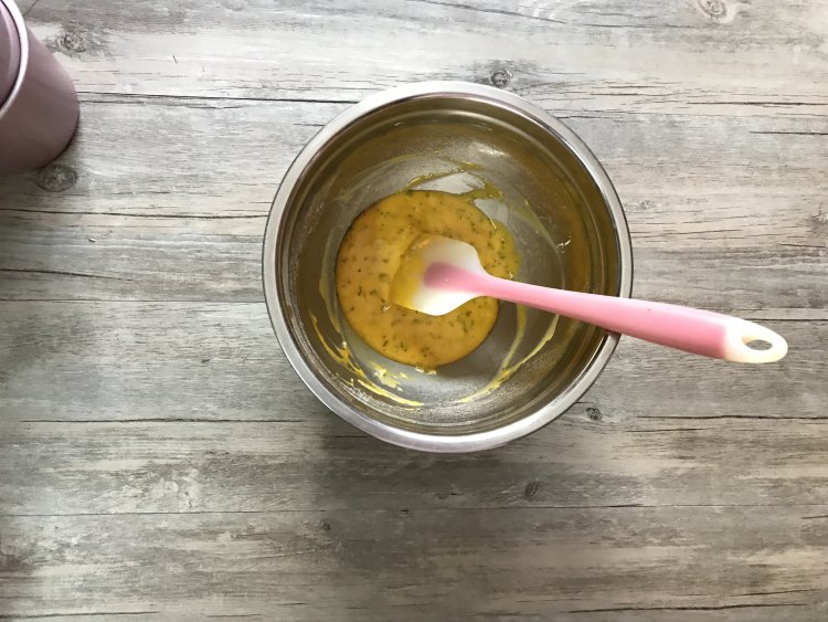 薄荷戚风蛋糕步骤8