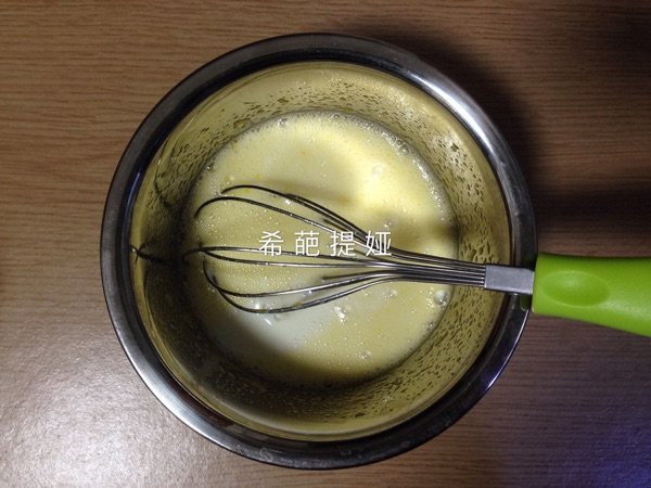 豆沙纸杯蛋糕步骤2