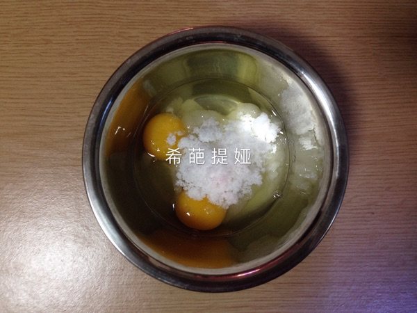 豆沙纸杯蛋糕步骤1