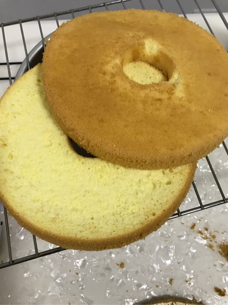 戚风草莓奶油蛋糕步骤9