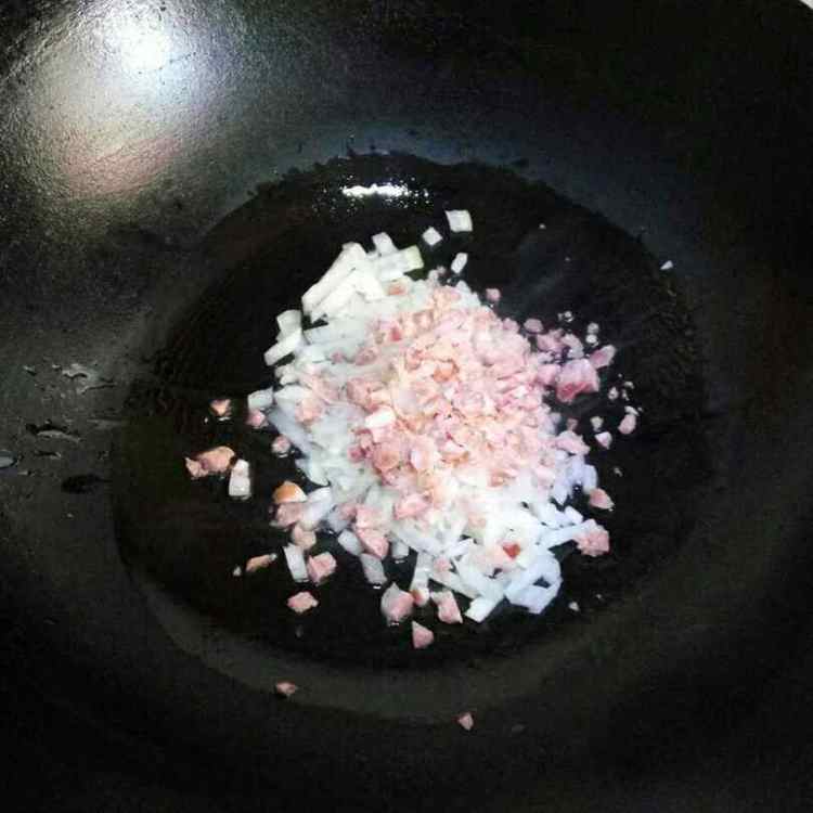 洋葱火腿咸蛋糕步骤4