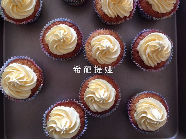 桂花杯子蛋糕步骤10