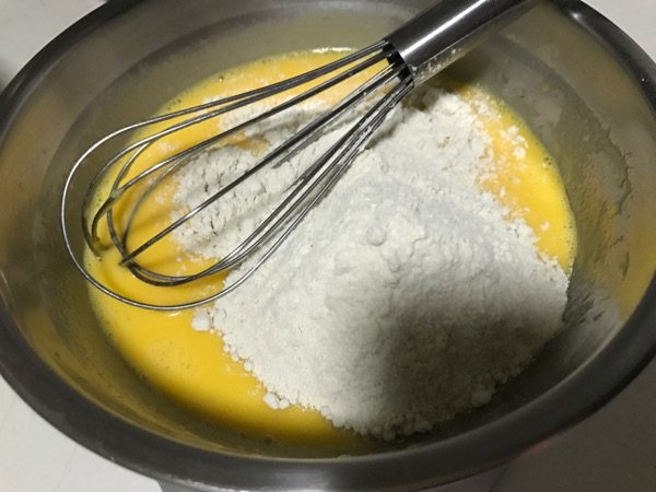 无糖荞麦戚风蛋糕步骤3