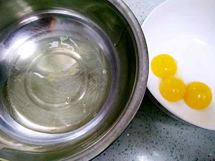 蔓越莓威风蛋糕步骤2