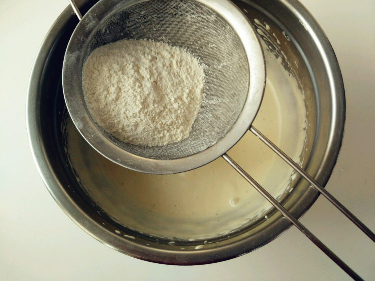 巧克力慕斯杯蛋糕步骤6