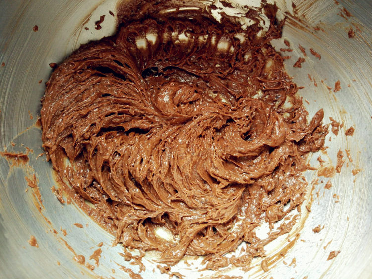 旋风巧克力磅蛋糕步骤5