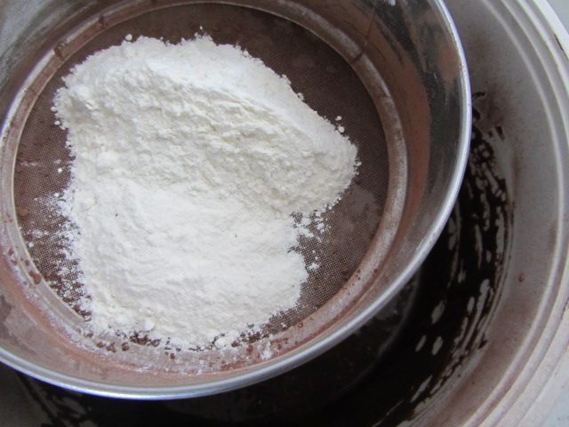 可可戚风裸蛋糕（八寸步骤6