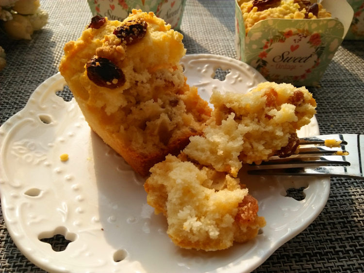 葡萄干酥粒麦芬步骤11
