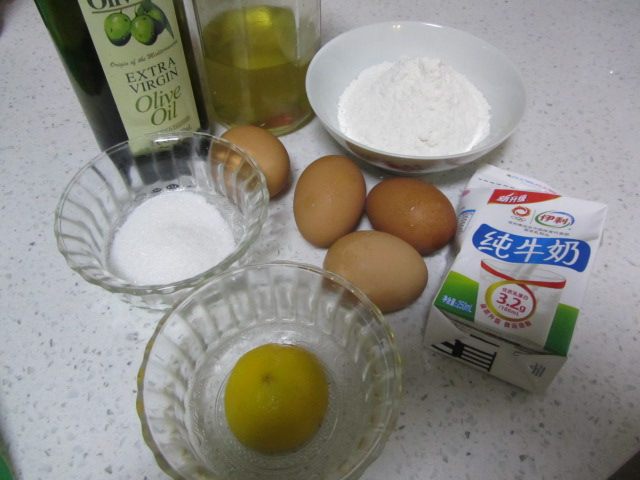 小纸杯戚风步骤1