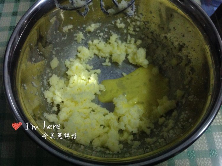 女巫南瓜杯子蛋糕步骤4
