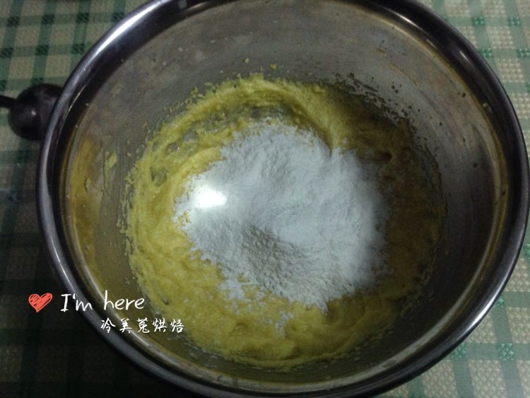 女巫南瓜杯子蛋糕步骤8