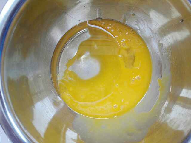 红糖戚风蛋糕步骤4
