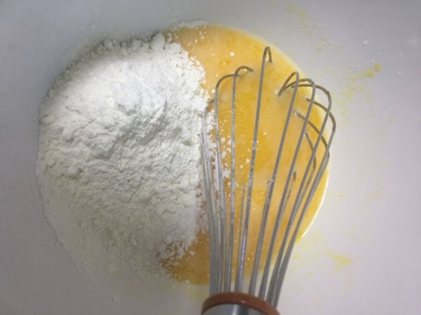 自制肉松蛋糕卷步骤6