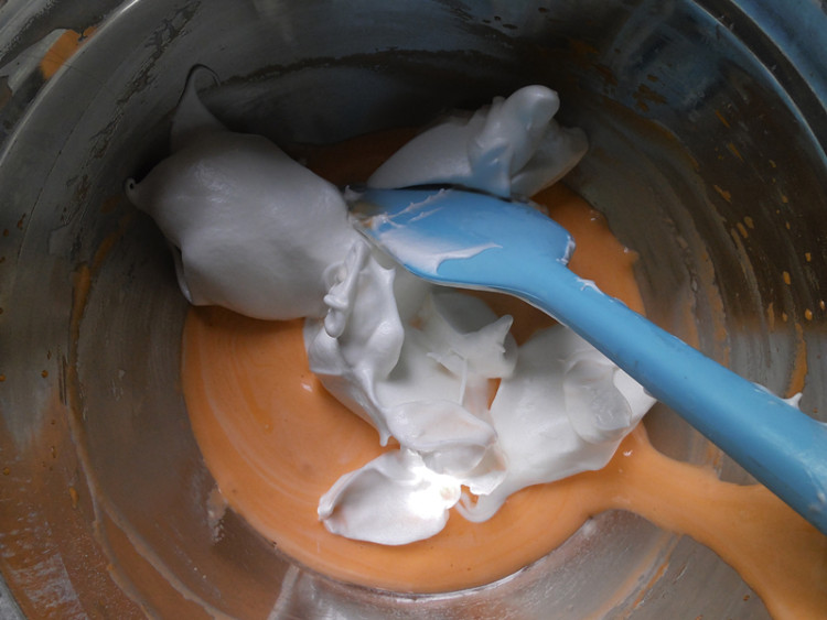 黄金蜜豆戚风蛋糕步骤6