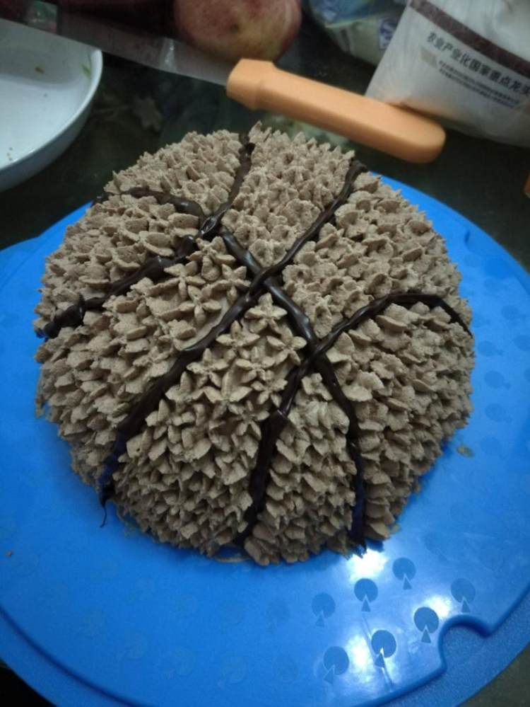 篮球蛋糕步骤15