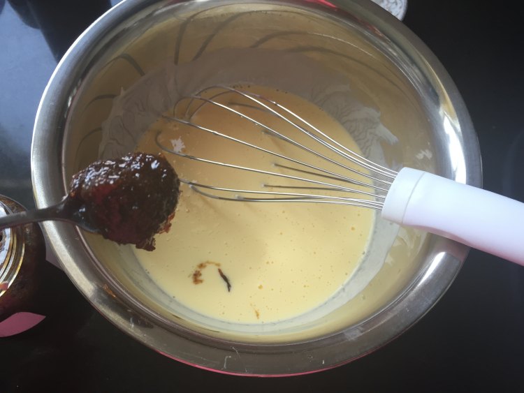 玫瑰酸奶无油蛋糕步骤2