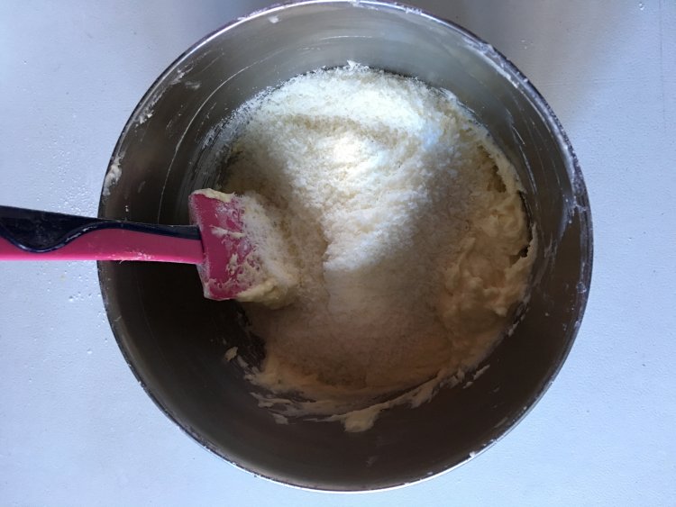 椰香巧克力豆马芬步骤6