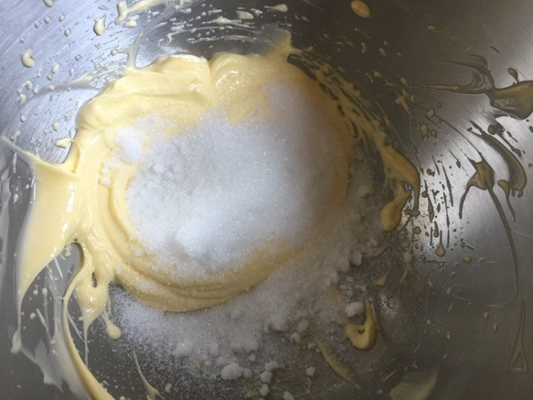 甘纳豆抹茶杯子蛋糕步骤3
