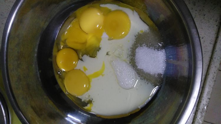 郁金香戚风蛋糕步骤2