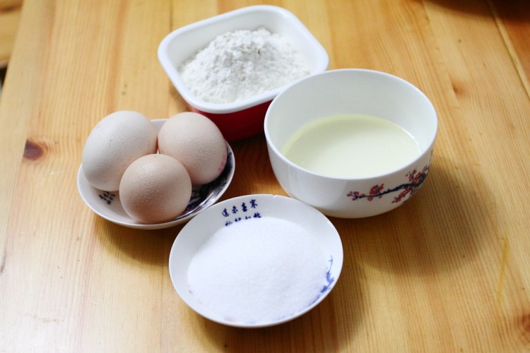 电饭煲版海绵蛋糕步骤1