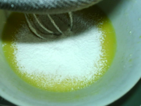 奶酪戚风蛋糕步骤9