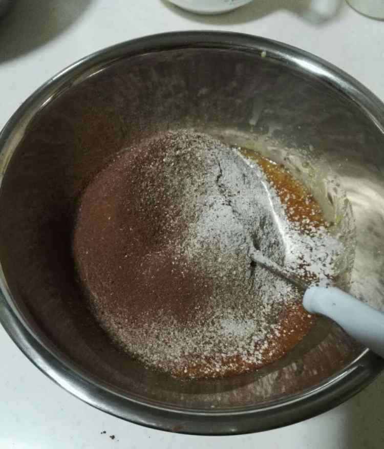 奶油果仁蛋糕步骤2