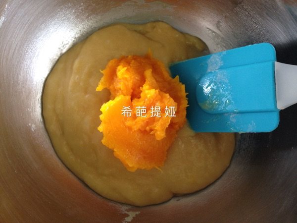 南瓜蓝莓马芬步骤5