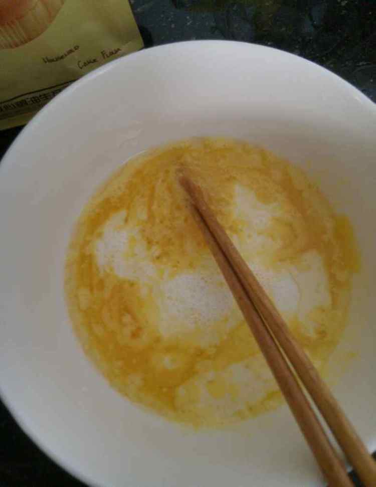 彩绘紫薯芒果蛋糕卷步骤2
