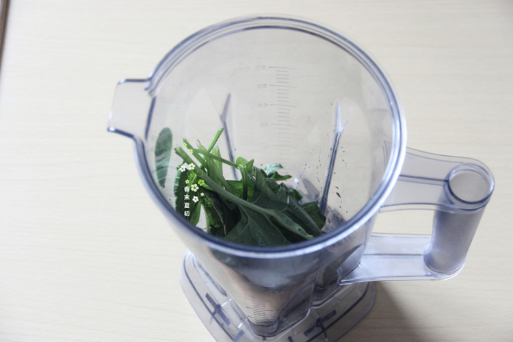 菠菜牛油果蛋糕步骤1