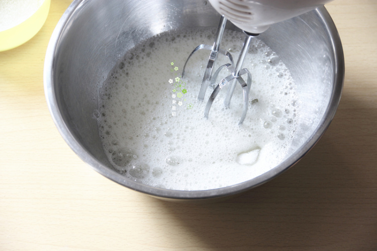 菠菜牛油果蛋糕步骤5