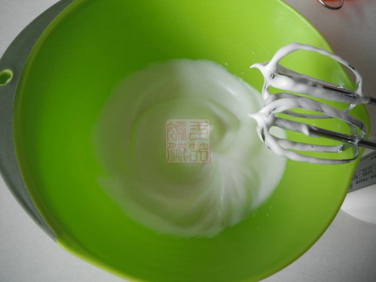 蔓越莓纸杯蛋糕步骤2