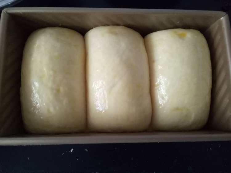 中种炼乳吐司步骤12